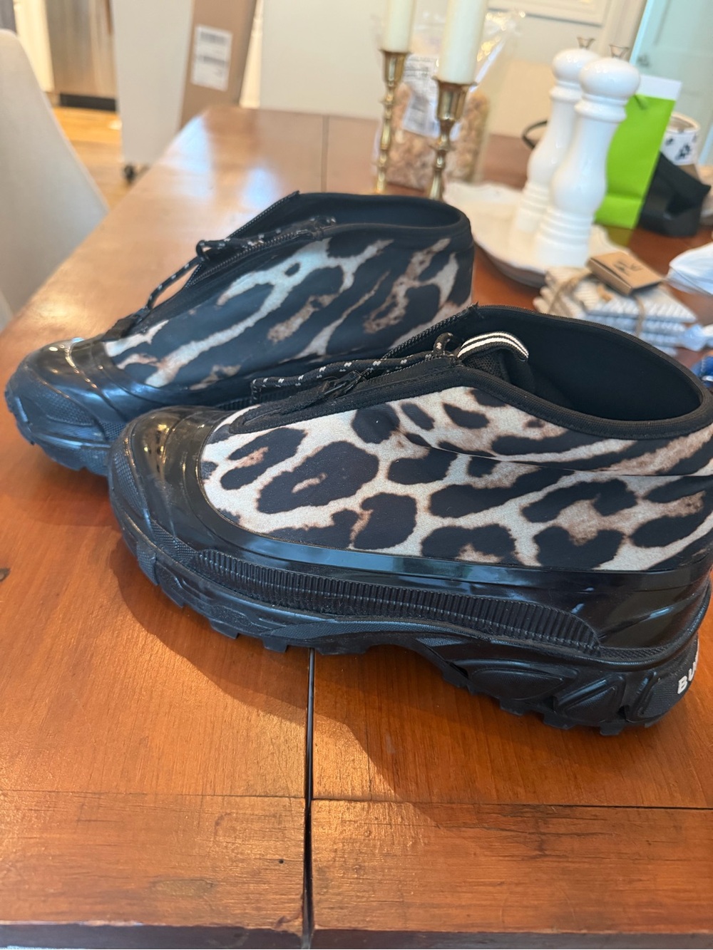 Burberry Leopard-Pattern Sneakers in Black and Brown - Picture 2 of 5
